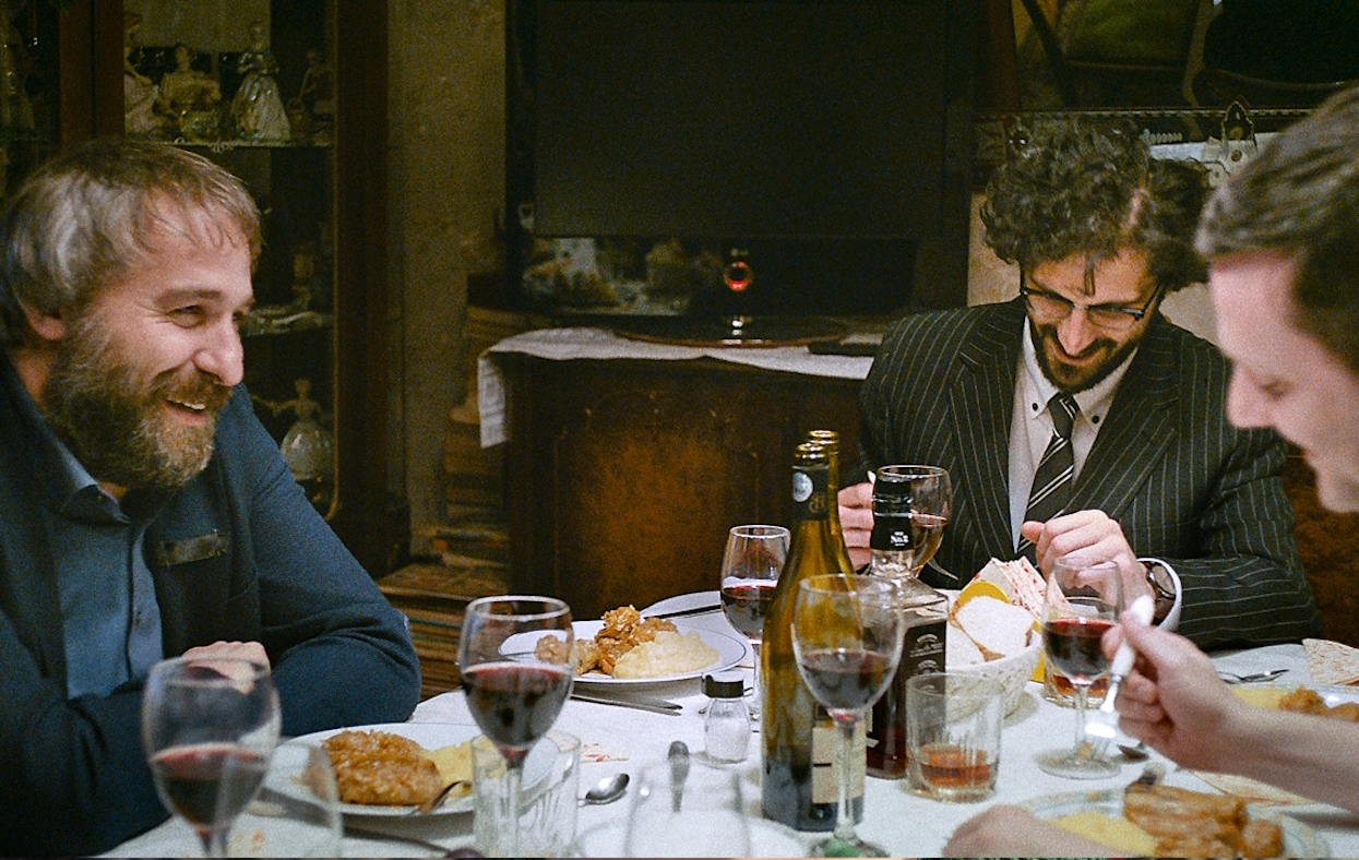 Sieranevada film review | Dog and Wolf